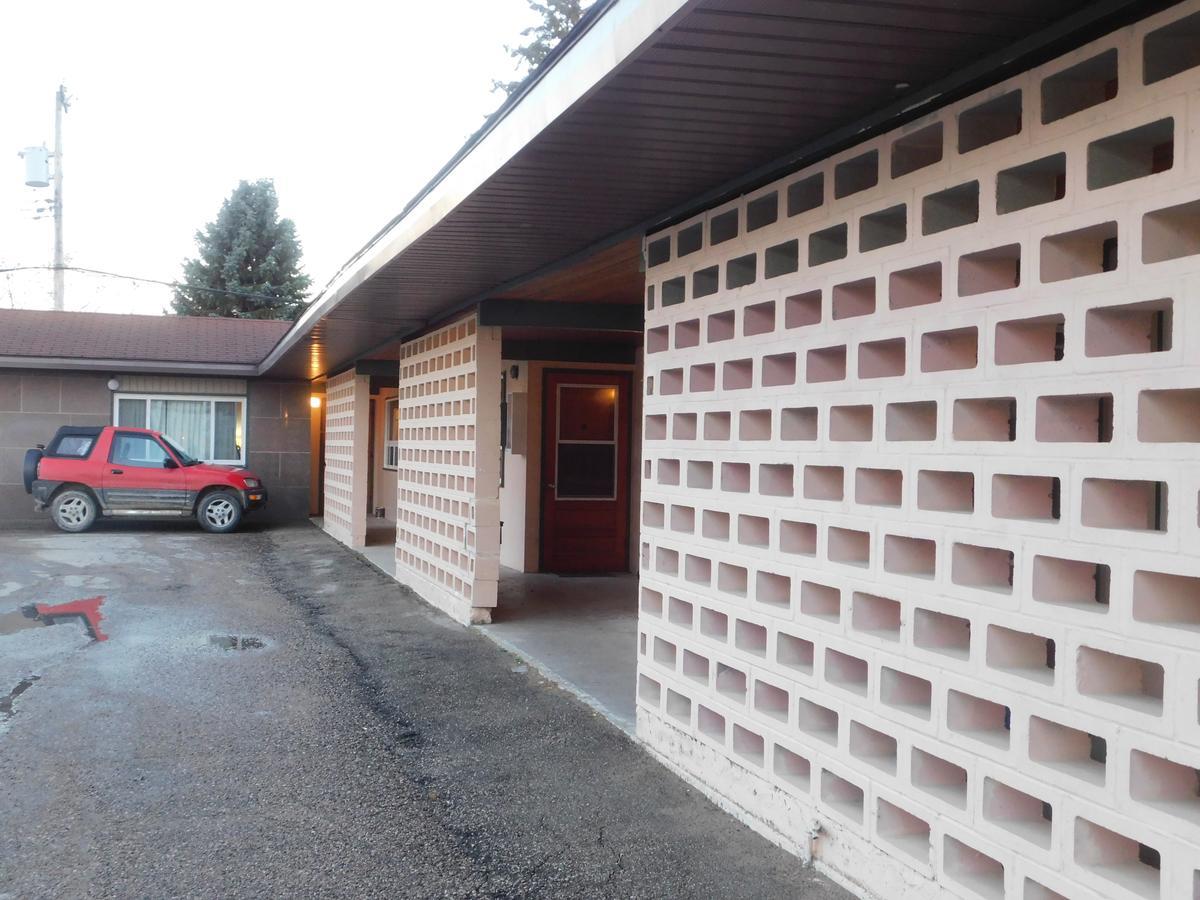 Casey'S Inn Lac du Bonnet Exterior photo